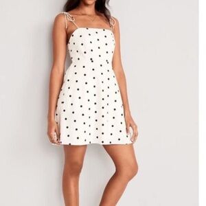NWT Old Navy Fit & Flare Tie strap polka dot dress